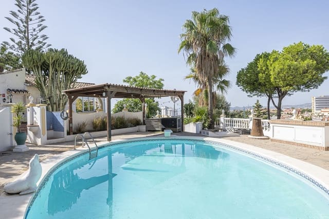 3 chambre Villa/Maison à vendre à Torreblanca, Fuengirola avec piscine garage - 995 000 € (Ref: 10134319)