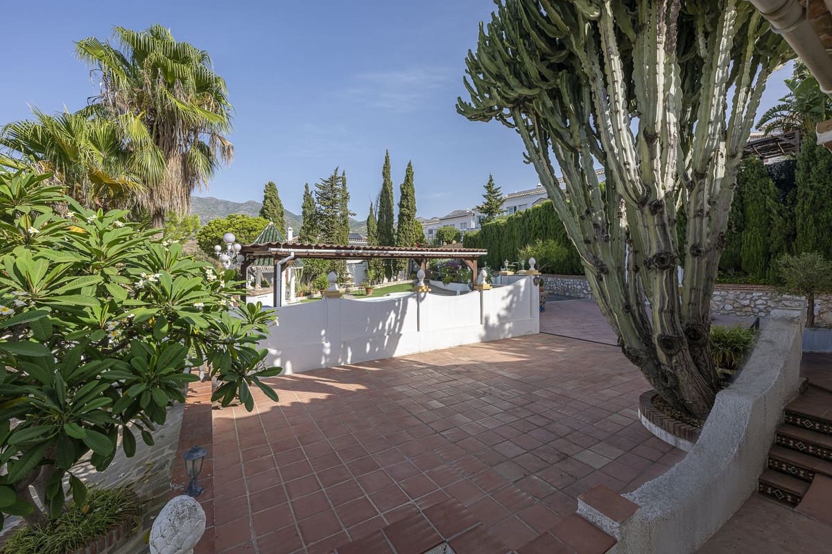3 chambre Villa/Maison à vendre à Fuengirola avec piscine garage - 995 000 € (Ref: 10134319)