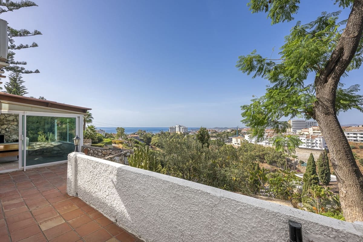 3 chambre Villa/Maison à vendre à Fuengirola avec piscine garage - 995 000 € (Ref: 10134319)