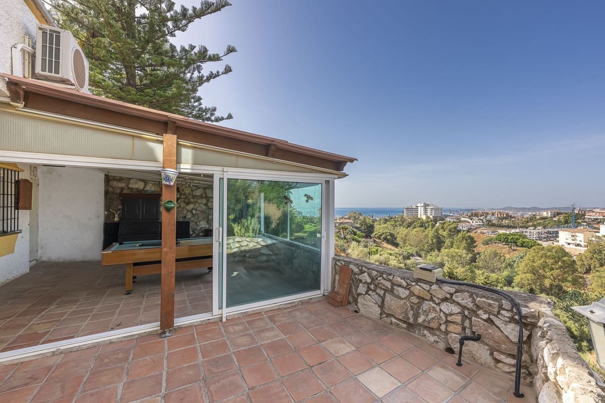 3 chambre Villa/Maison à vendre à Fuengirola avec piscine garage - 995 000 € (Ref: 10134319)