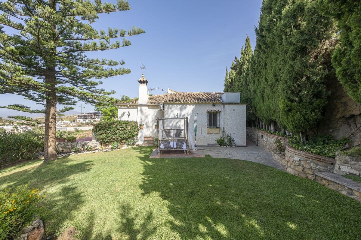 3 chambre Villa/Maison à vendre à Fuengirola avec piscine garage - 995 000 € (Ref: 10134319)