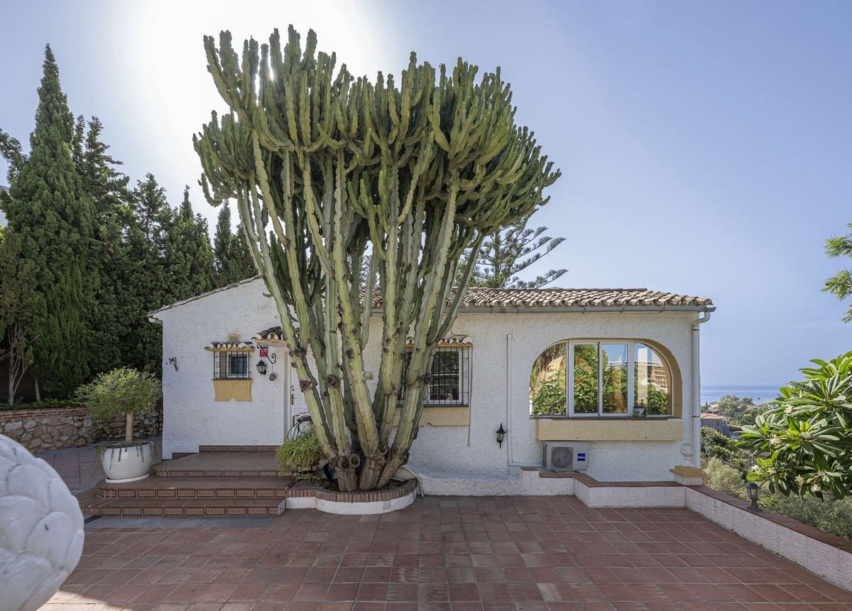 3 chambre Villa/Maison à vendre à Fuengirola avec piscine garage - 995 000 € (Ref: 10134319)