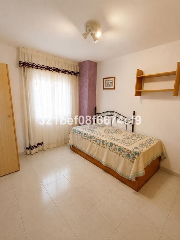 4 soveværelse Lejlighed til salg i Estepona - € 383.900 (Ref: 10134323)