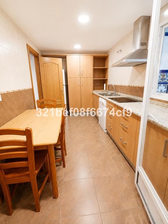4 soveværelse Lejlighed til salg i Estepona - € 383.900 (Ref: 10134323)