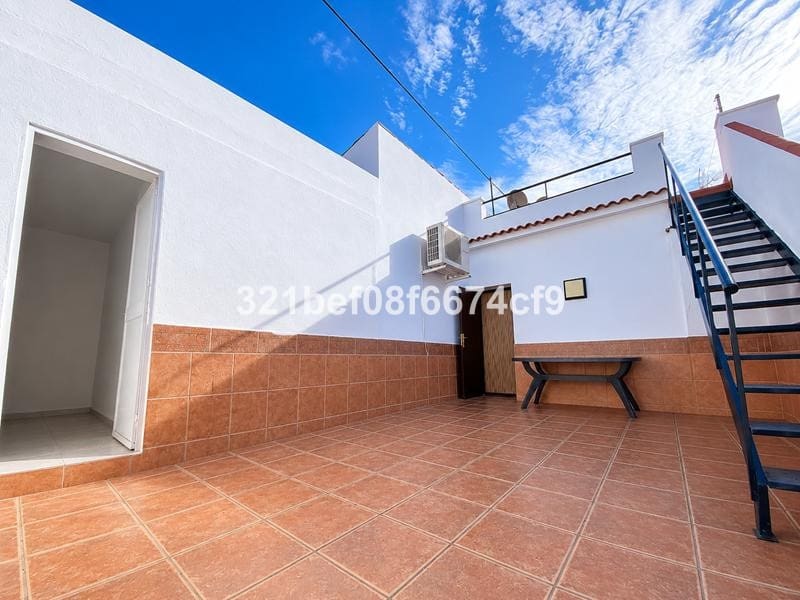 3 soveværelse Byhus til salg i Malaga by - € 170.000 (Ref: 10134325)