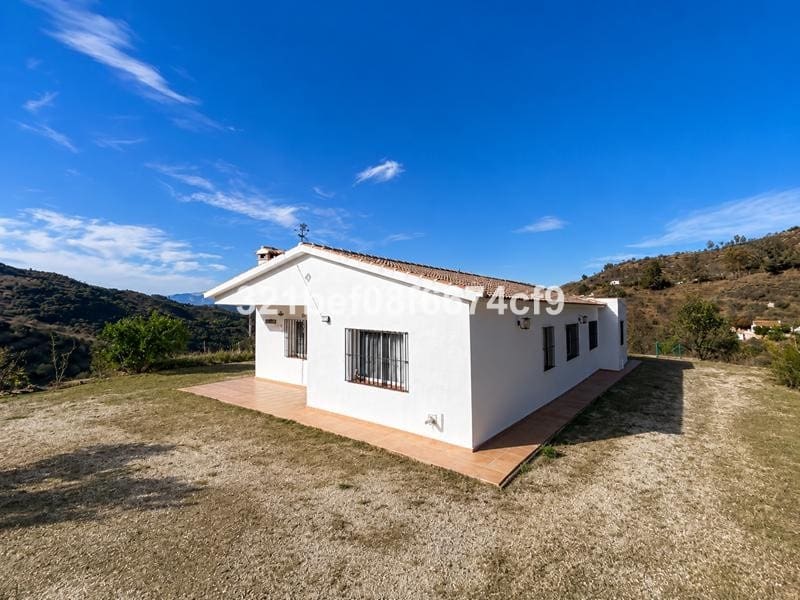 3 soveværelse Byhus til salg i Malaga by - € 170.000 (Ref: 10134326)