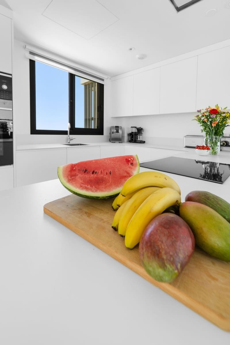 3 soveværelse Lejlighed til salg i Fuengirola med swimmingpool garage - € 1.285.000 (Ref: 10134336)