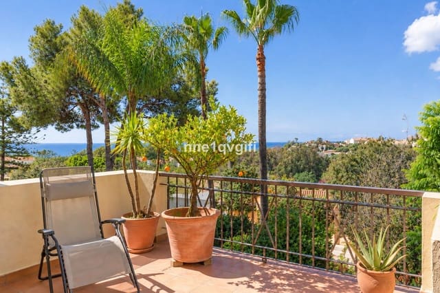 2 slaapkamer Appartement te koop in Cabopino, Marbella met zwembad garage - € 895.000 (Ref: 10134347)
