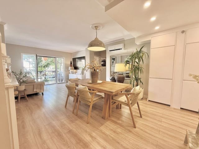 2 soveværelse Lejlighed til salg i Castillo Sohail, Fuengirola - € 459.000 (Ref: 10134402)