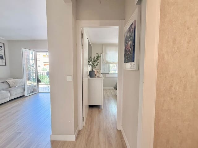 2 soveværelse Lejlighed til salg i Castillo Sohail, Fuengirola - € 459.000 (Ref: 10134402)