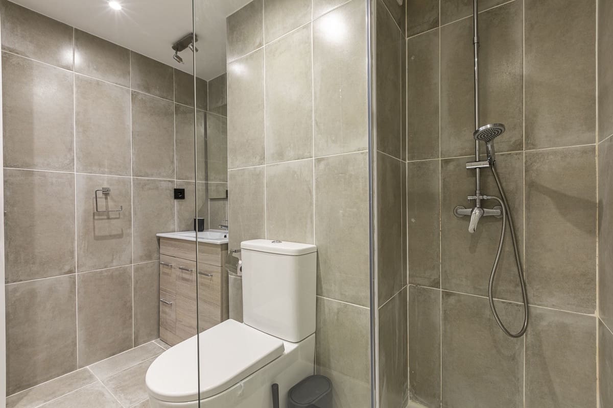 Apartamento de 2 habitaciones en Nueva Andalucia en venta con piscina garaje - 534.995 € (Ref: 10134407)