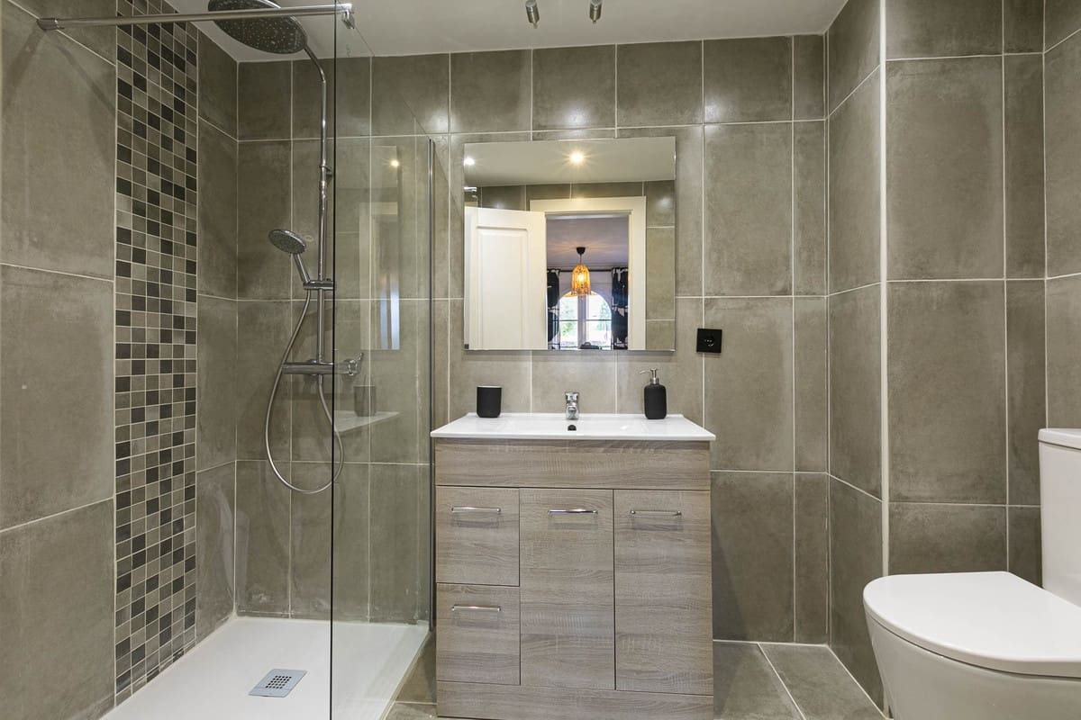 Apartamento de 2 habitaciones en Nueva Andalucia en venta con piscina garaje - 534.995 € (Ref: 10134407)