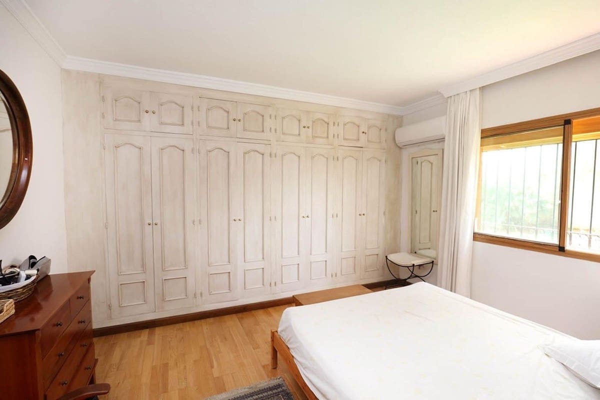 4 soverom Villa til salgs i Atalaya-Isdabe med svømmebasseng garasje - € 1 600 000 (Ref: 10134427)