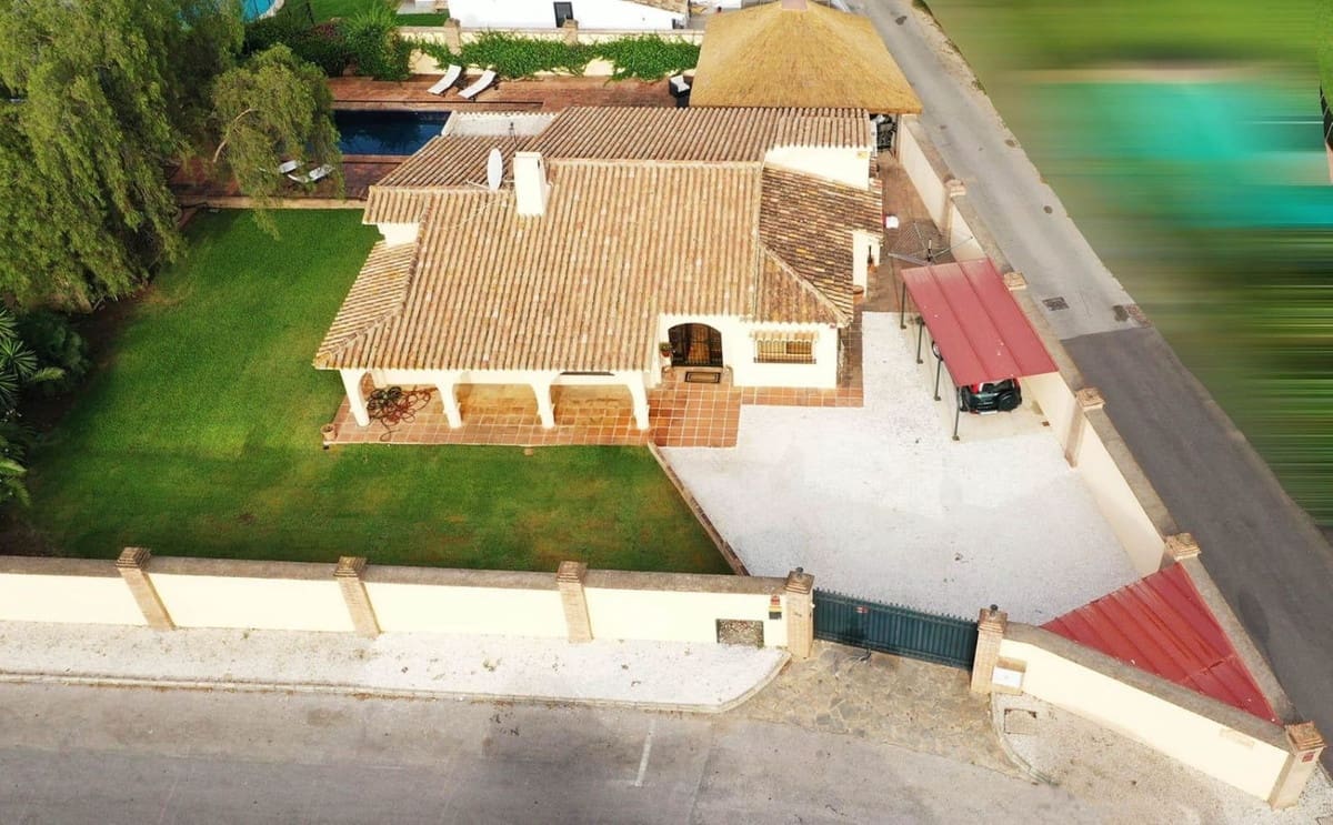 4 soverom Villa til salgs i Atalaya-Isdabe med svømmebasseng garasje - € 1 600 000 (Ref: 10134427)
