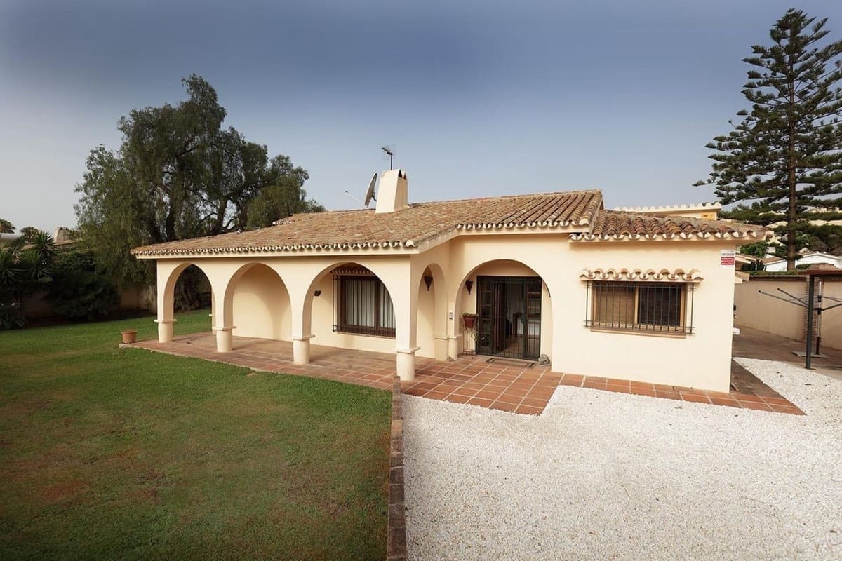 4 soverom Villa til salgs i Atalaya-Isdabe med svømmebasseng garasje - € 1 600 000 (Ref: 10134427)