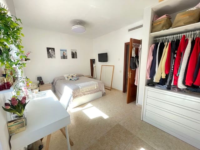 3 sovrum Hus till salu i Zona Calvario, Estepona med pool garage - 620 000 € (Ref: 10134433)