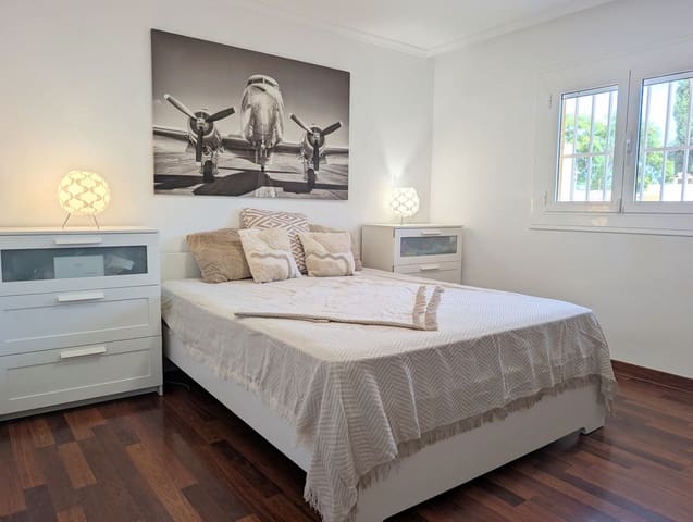 5 bedroom Villa for sale in San Vicente / Sant Vicent del Raspeig with pool garage - € 590,000 (Ref: 10134437)