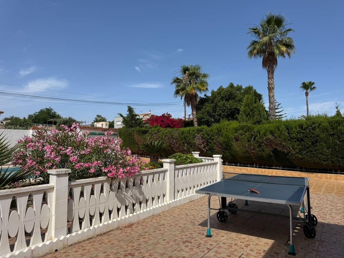 5 bedroom Villa for sale in San Vicente / Sant Vicent del Raspeig with pool garage - € 590,000 (Ref: 10134437)