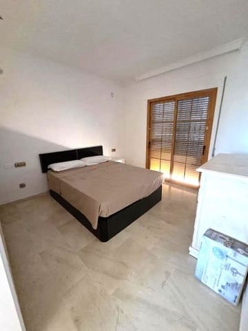 4 soverom Villa til salgs i Cancelada, Estepona med garasje - € 600 000 (Ref: 10134438)