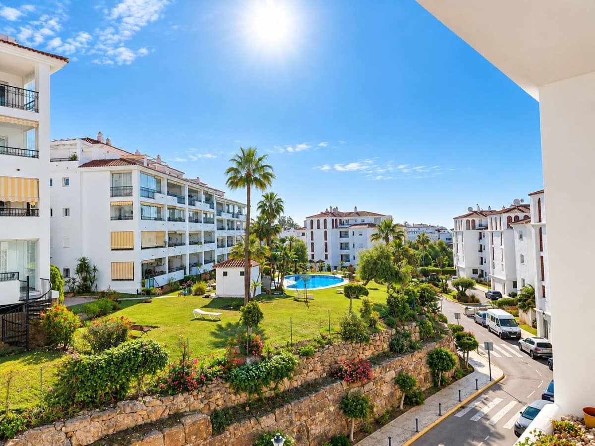2 quarto Apartamento para venda em Calahonda com piscina garagem - 349 000 € (Ref: 10134443)