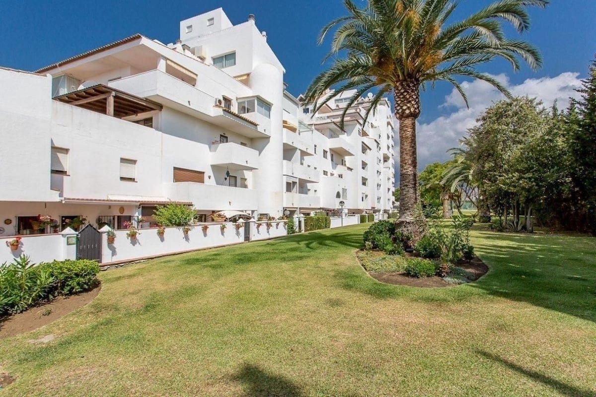 3 soveværelse Lejlighed til salg i Estepona med swimmingpool garage - € 499.000 (Ref: 10134446)