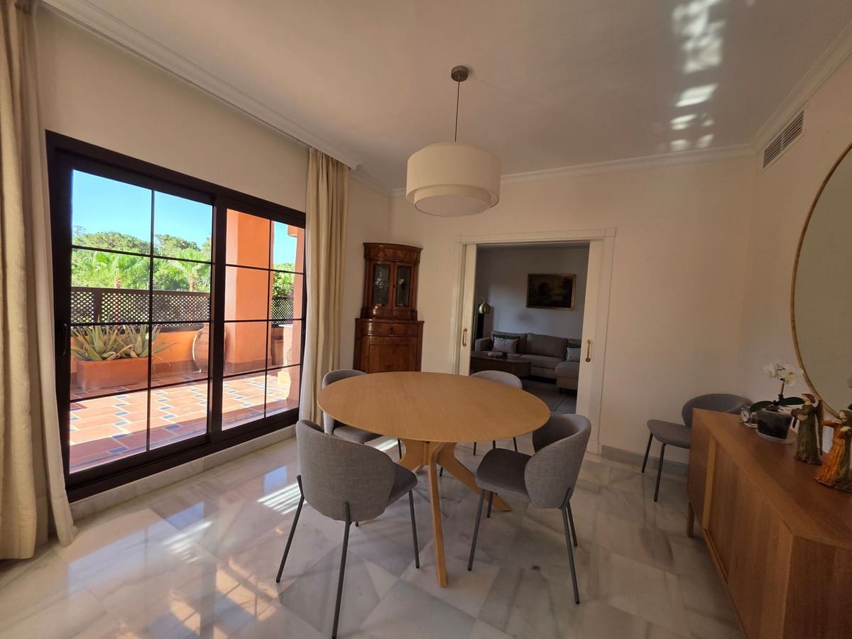 4 sypialnia Apartament na sprzedaż w Atalaya-Isdabe z basenem garażem - 850 000 € (Ref: 10134463)