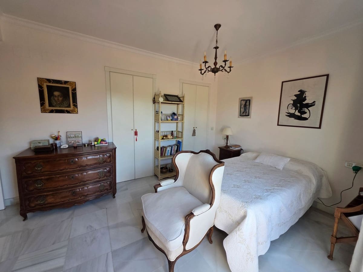 4 sypialnia Apartament na sprzedaż w Atalaya-Isdabe z basenem garażem - 850 000 € (Ref: 10134463)