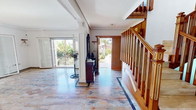 5 Zimmer Villa zu verkaufen in Caleta de Vélez, Vélez-Málaga mit Garage - 750.000 € (Ref: 10134474)