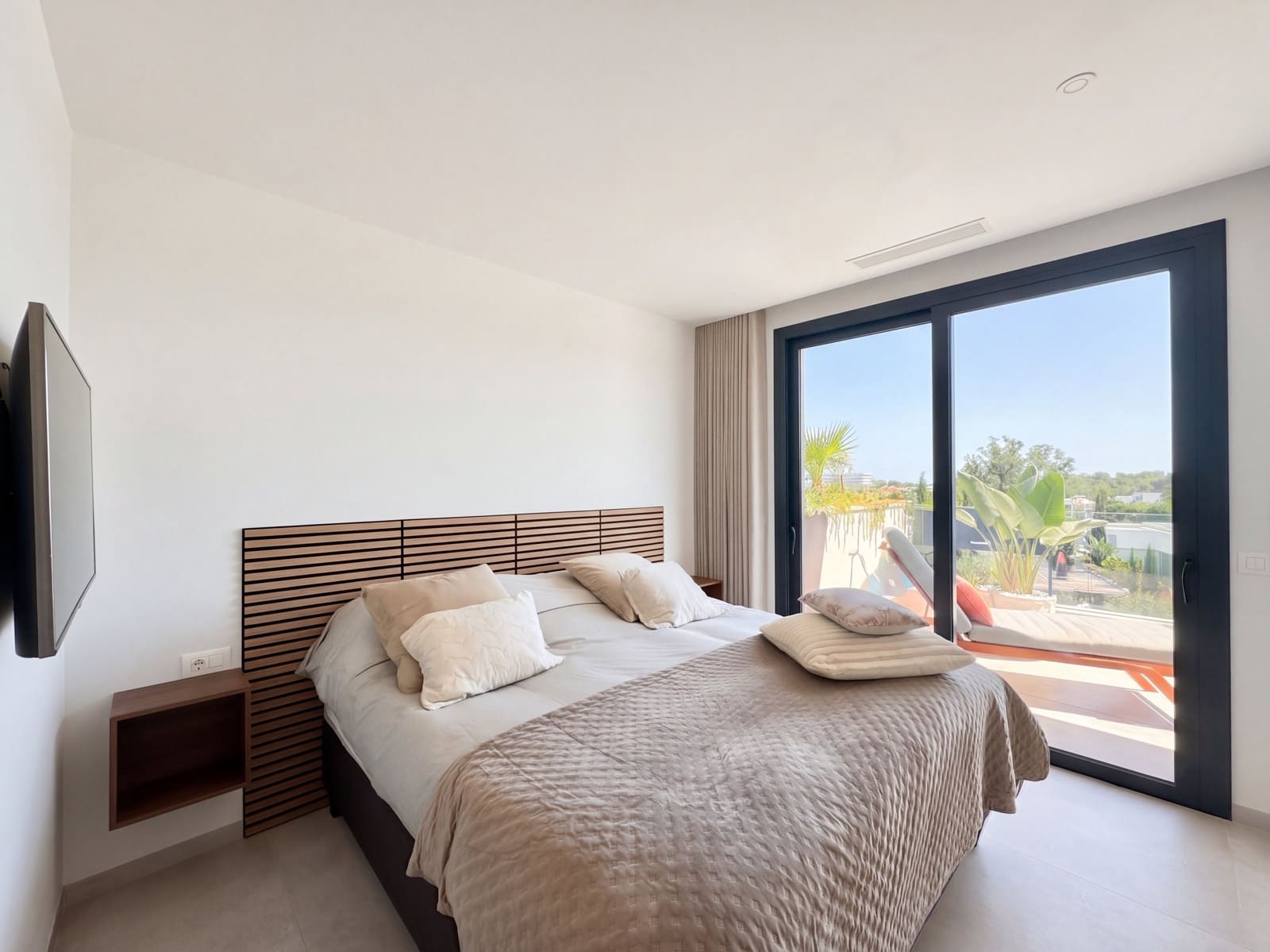 3 camera da letto Appartamento in vendita in Las Colinas Golf con piscina garage - 819.000 € (Rif: 10136759)