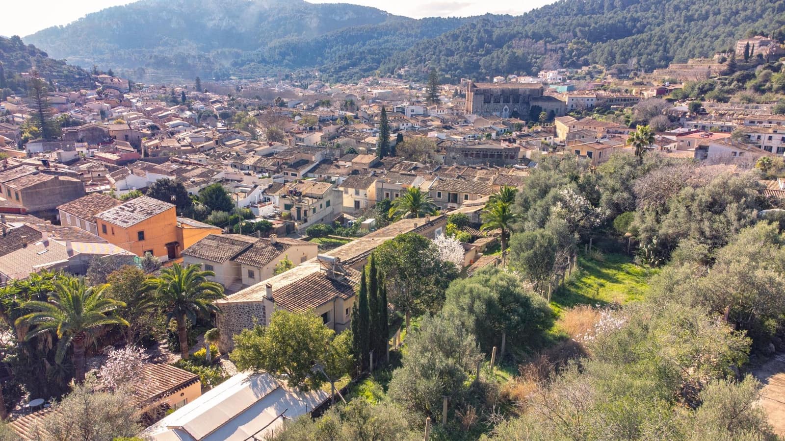 Building Plot for sale in Esporles - € 690,000 (Ref: 10136817)