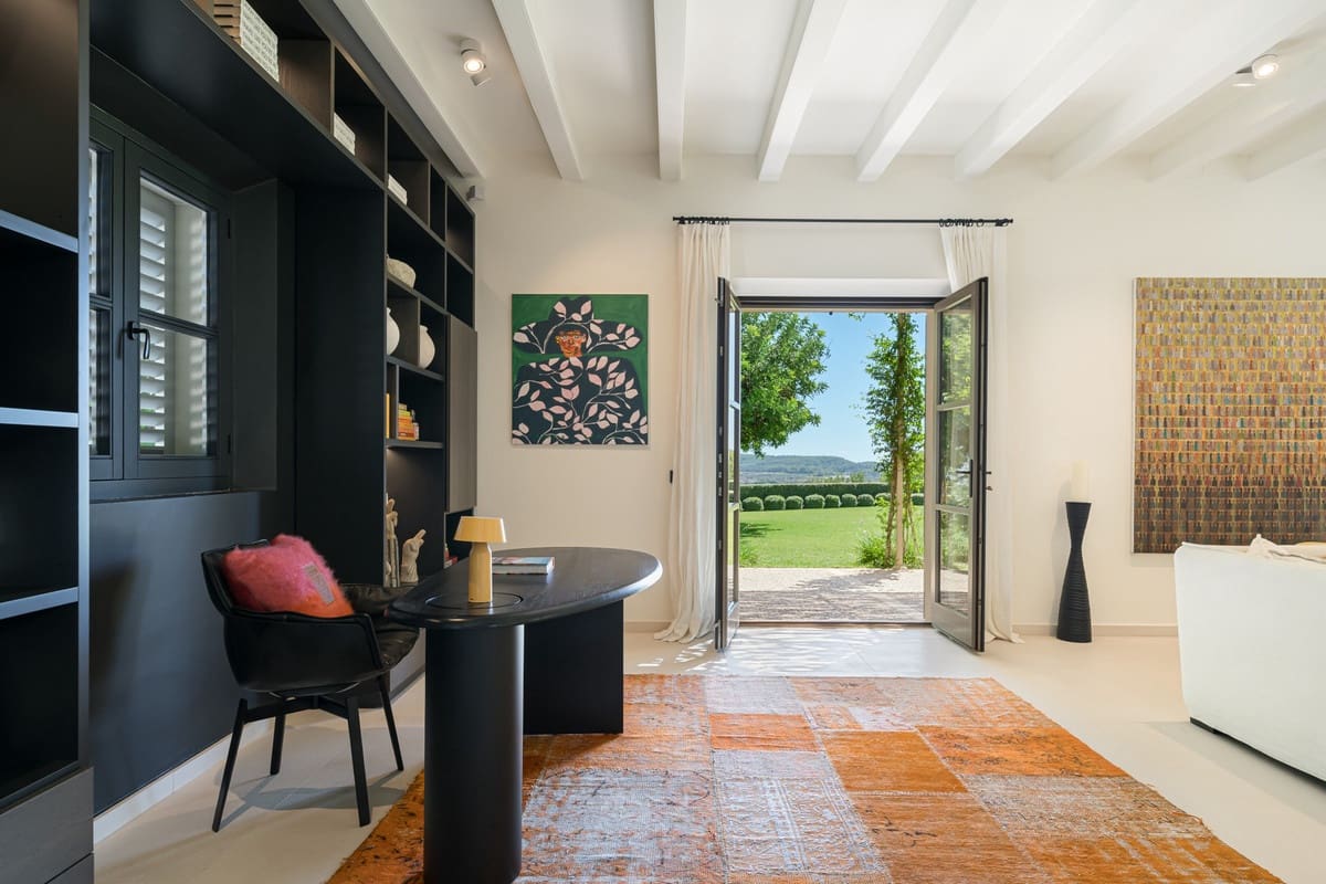 5 bedroom Villa for sale in Santa Maria del Cami with pool garage - € 11,500,000 (Ref: 10136822)