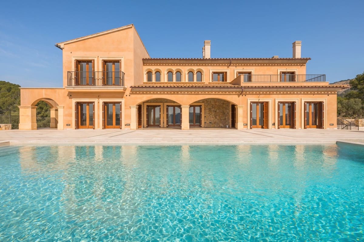 5 soveværelse Finca/Landehus til salg i Andratx med swimmingpool garage - € 16.800.000 (Ref: 10136870)