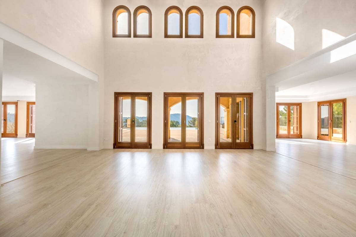 5 soveværelse Finca/Landehus til salg i Andratx med swimmingpool garage - € 16.800.000 (Ref: 10136870)
