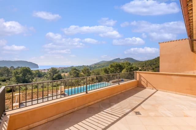 5 soveværelse Finca/Landehus til salg i Andratx med swimmingpool garage - € 16.800.000 (Ref: 10136870)