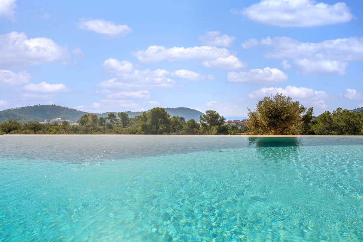 5 soveværelse Finca/Landehus til salg i Andratx med swimmingpool garage - € 16.800.000 (Ref: 10136870)