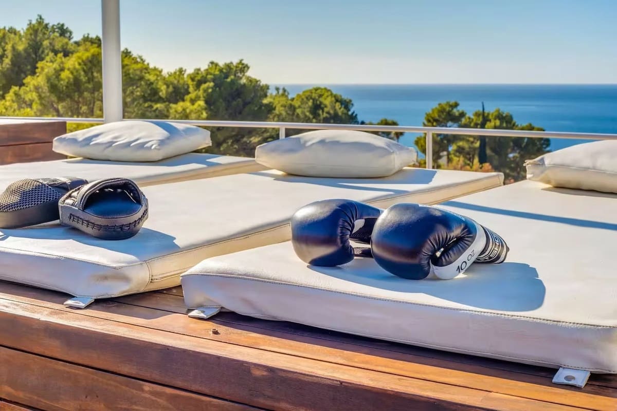 5 sypialnia Willa na sprzedaż w Calvia z basenem garażem - 3 000 000 € (Ref: 10136879)