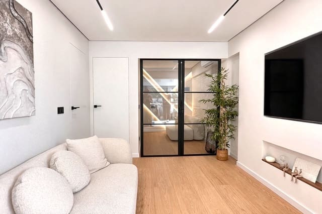 2 makuuhuone Huoneisto myytävänä paikassa Calvià Pueblo, Calvià mukana uima-altaan - 485 000 € (Ref: 10136880)