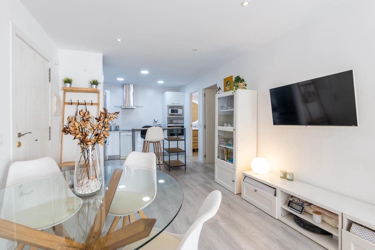 2 makuuhuone Huoneisto myytävänä paikassa Calvia mukana uima-altaan - 550 000 € (Ref: 10136882)