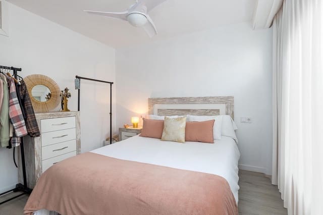 2 sypialnia Apartament na sprzedaż w Calvià Pueblo, Calvià z basenem - 550 000 € (Ref: 10136882)