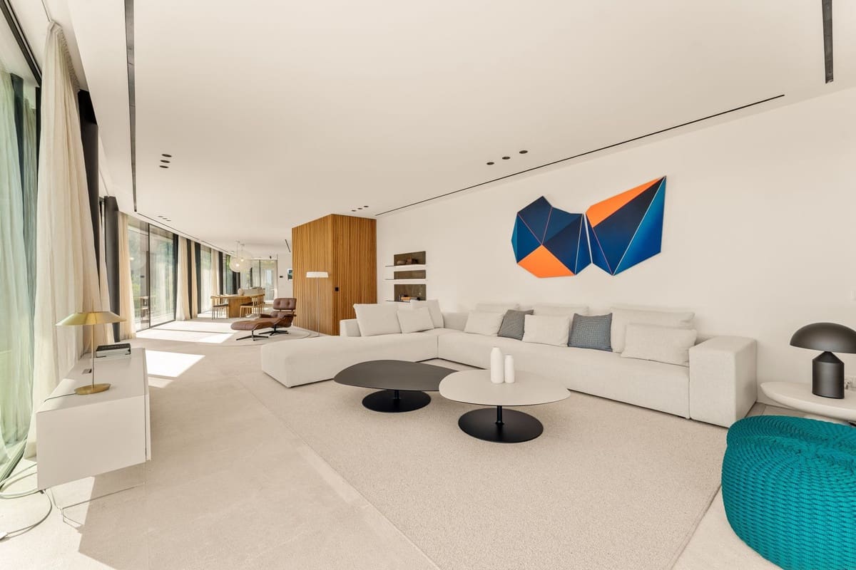 Chalet de 4 habitaciones en Calvià en venta con piscina garaje - 7.200.000 € (Ref: 10136887)