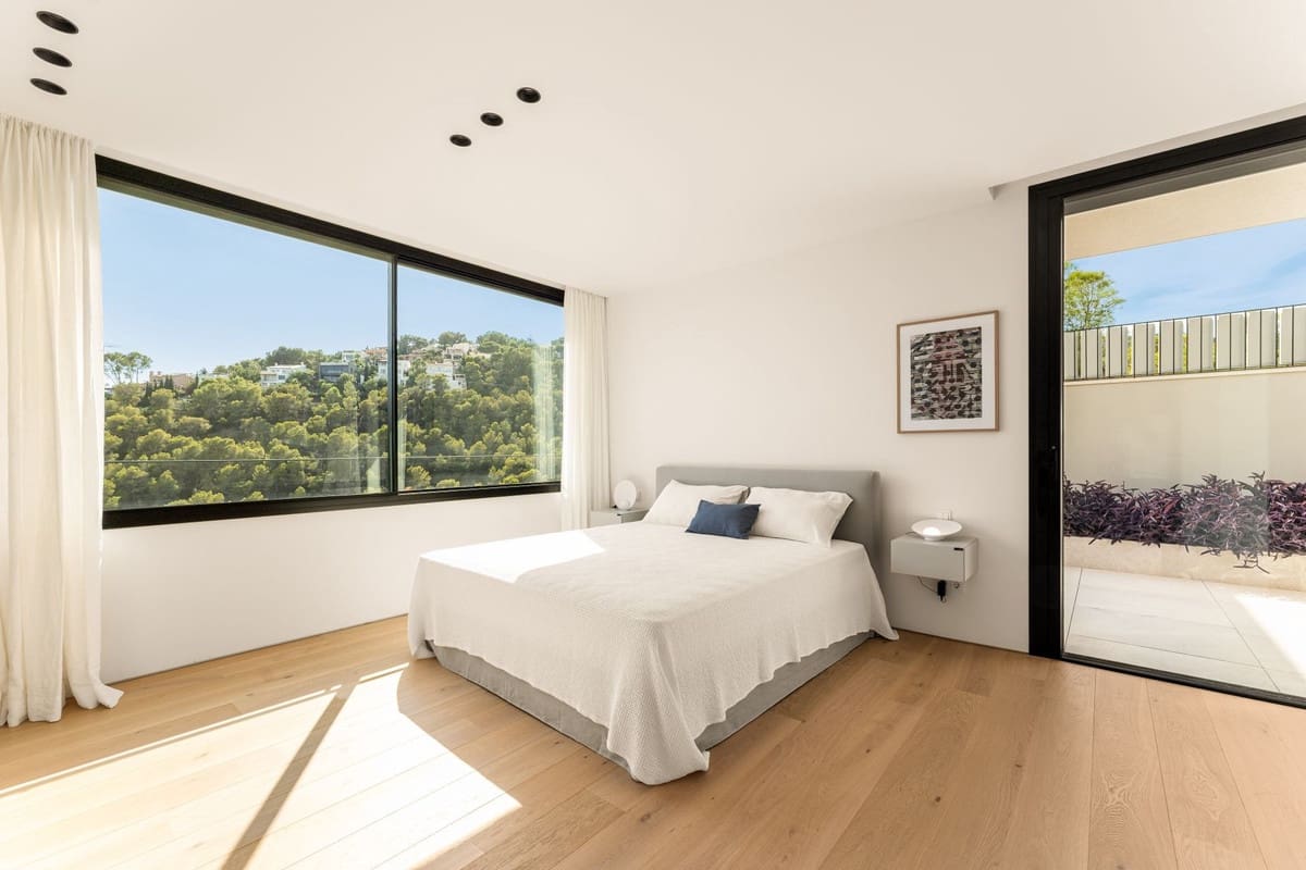 Chalet de 4 habitaciones en Calvià en venta con piscina garaje - 7.200.000 € (Ref: 10136887)