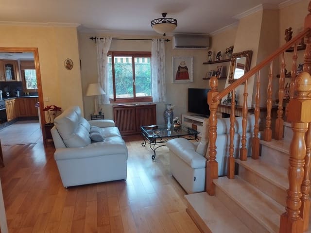 5 sovrum Hus till salu i Zona Portuaria, Palma de Mallorca med garage - 720 000 € (Ref: 10136903)