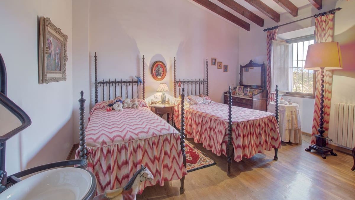 5 quarto Quinta/Casa Rural para venda em Marratxi com piscina garagem - 2 300 000 € (Ref: 10136918)