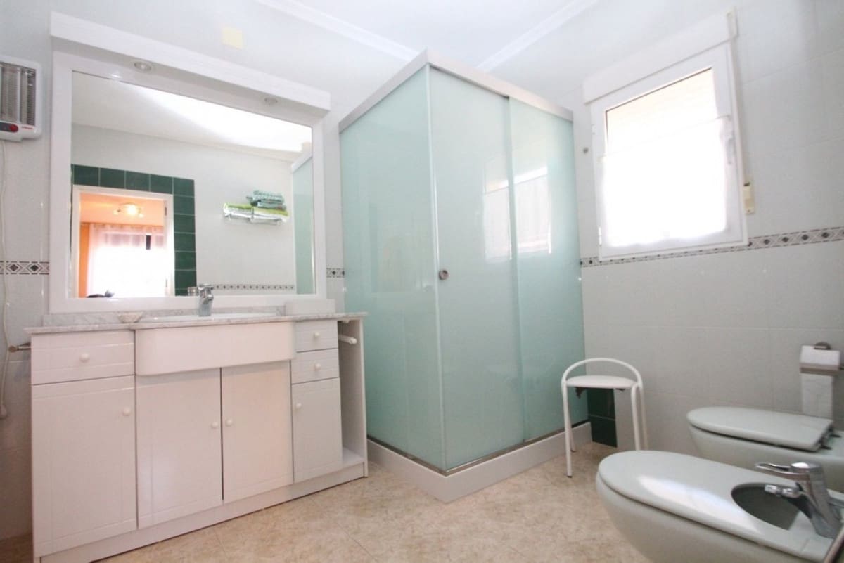 5 soverom Villa til salgs i Orihuela med svømmebasseng garasje - € 1 250 000 (Ref: 10136957)