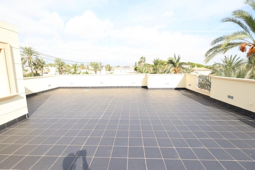 4 soveværelse Villa til salg i Orihuela med swimmingpool garage - € 990.000 (Ref: 10136981)