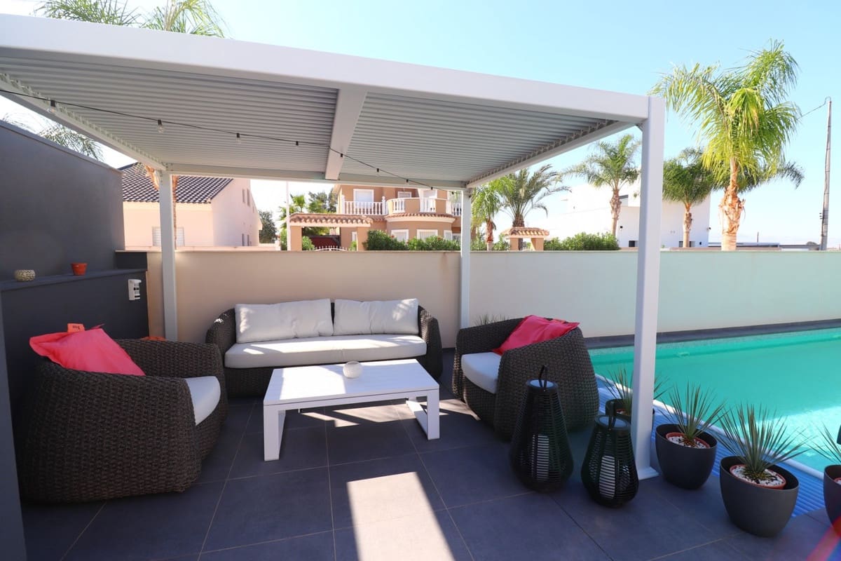 3 Zimmer Villa zu verkaufen in Formentera del Segura mit Pool Garage - 625.000 € (Ref: 10137044)