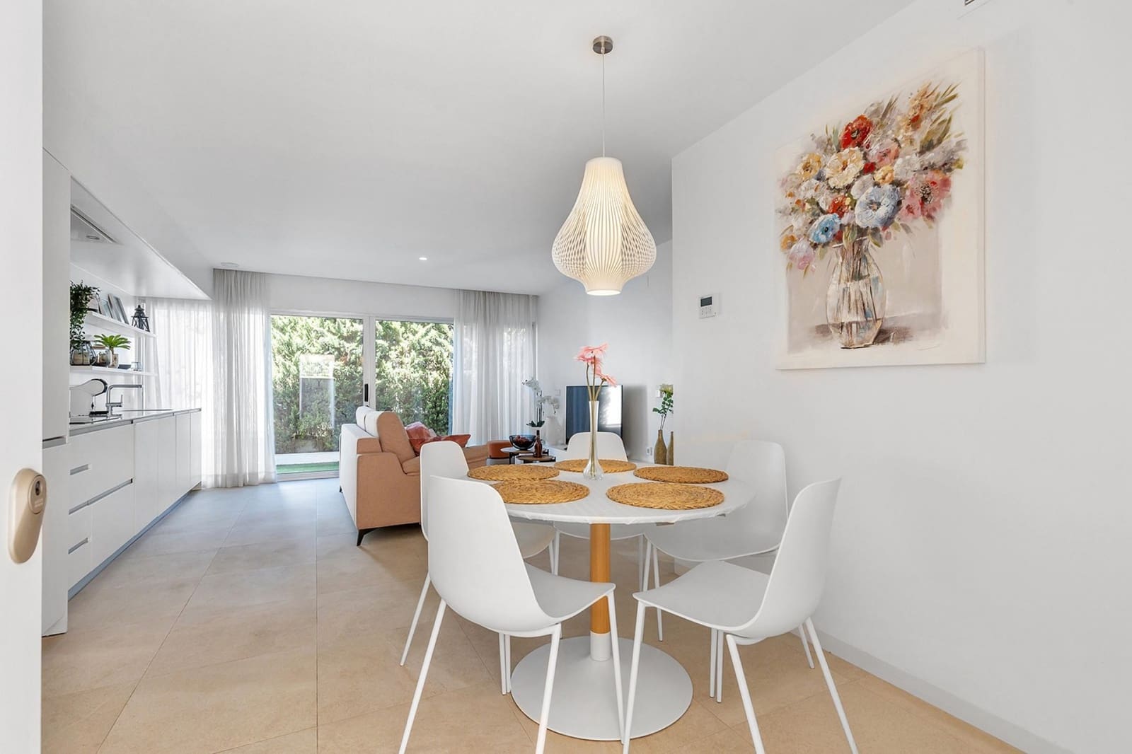 2 soveværelse Lejlighed til salg i Torrevieja med swimmingpool garage - € 294.000 (Ref: 10137053)