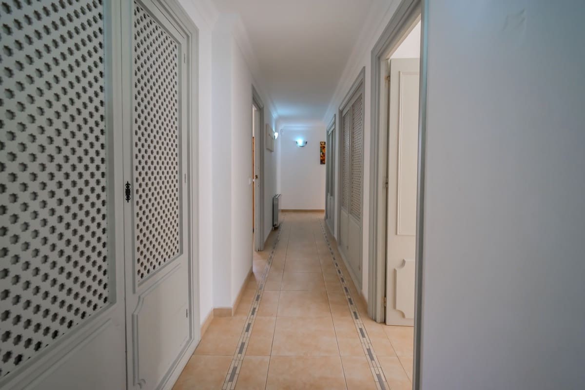 4 soverom Villa til salgs i Orihuela med svømmebasseng garasje - € 2 500 000 (Ref: 10137084)
