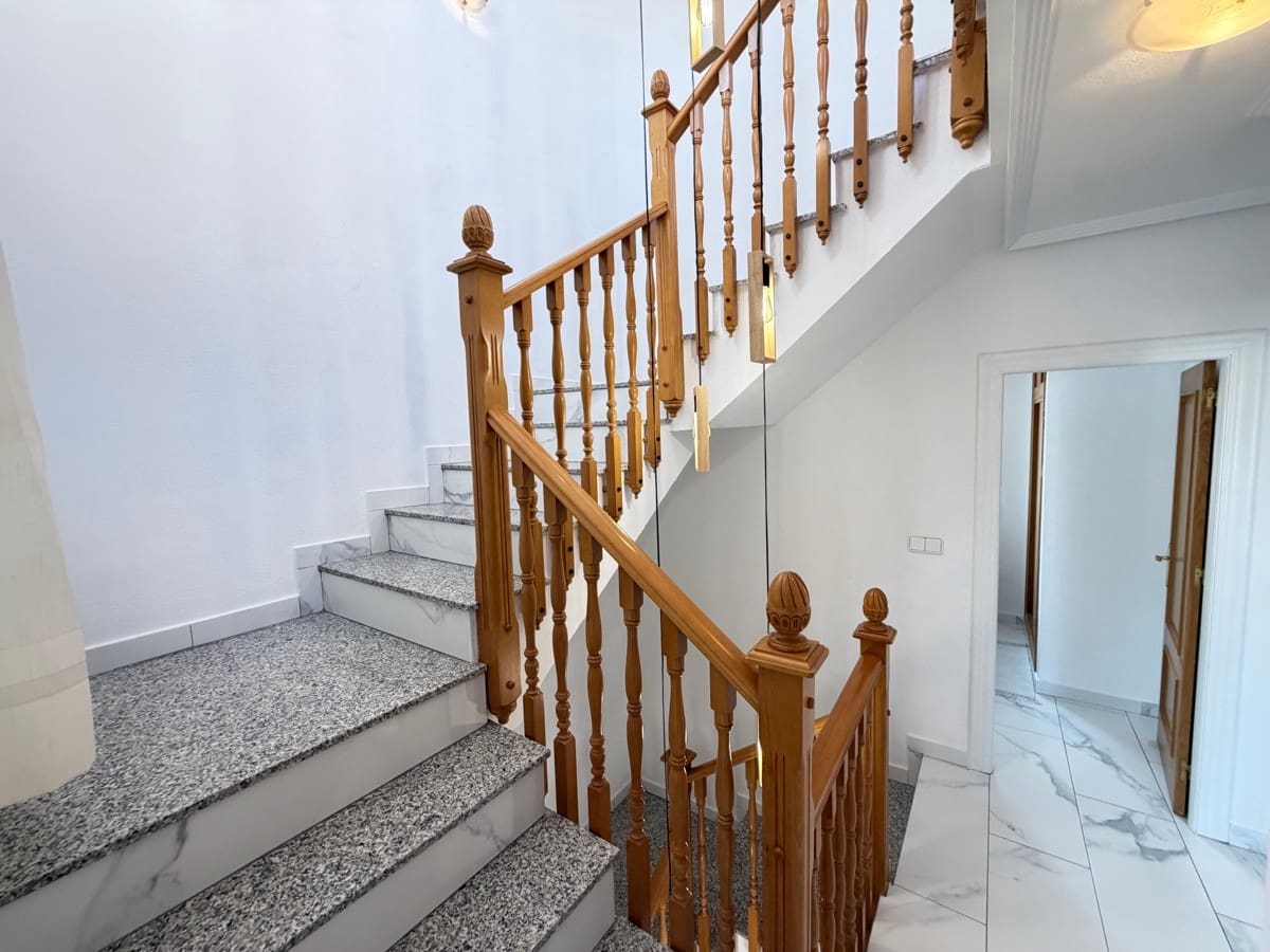 5 sypialnia Willa na sprzedaż w Orihuela z basenem - 450 000 € (Ref: 10137092)