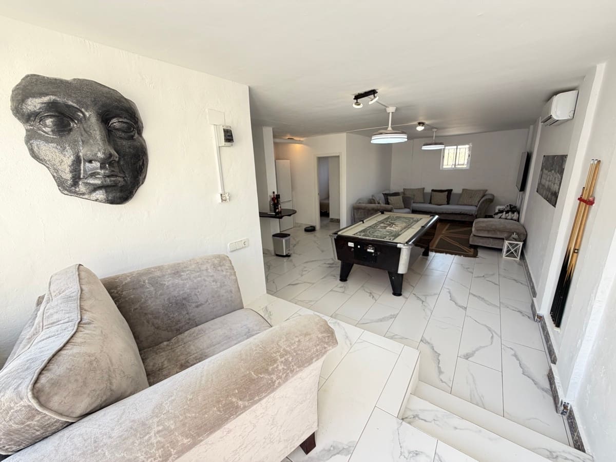 5 sypialnia Willa na sprzedaż w Orihuela z basenem - 450 000 € (Ref: 10137092)